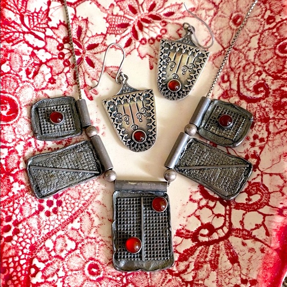 Jewelry - ❤️Vintage❤️925 Sterling Necklace & Earring Set Made in Israel